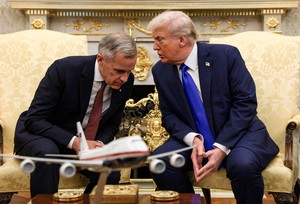 Trump sets 10% tariff hike on Canada