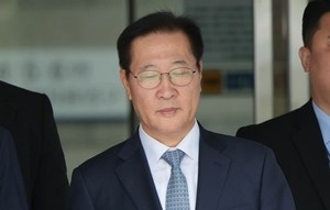 Special counsel again seeks arrest warrant for ex-justice minister in martial law probe