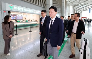 Lee's chief of staff to depart for UAE for talks on economic ties