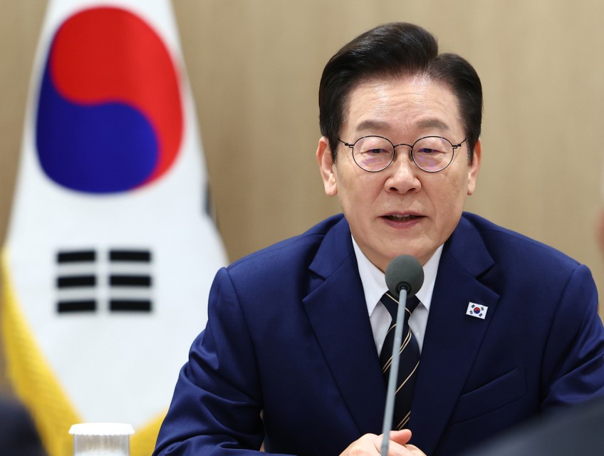Lee embarks on 4-nation tour to Middle East, Africa
